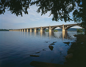 300px-Columbia-Wrightsville_Bridge